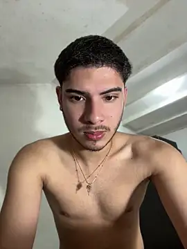 Snapshot of ApoloGray__ chatting on 05-11-26, 09:12 ApoloGray online show from 05-11-26, 09:12