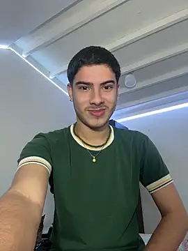 Snapshot of ApoloGray__ chatting on 05-21-26, 08:49 ApoloGray online show from 05-21-26, 08:49