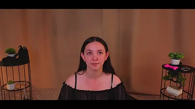 CindyBkitty online show from 06-06-26, 04:33