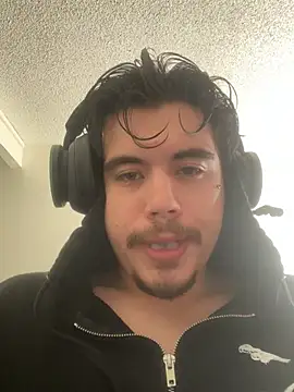 Snapshot of RuledTribe chatting on 03-29-26, 06:52 RuledTribe online show from 03-29-26, 06:52