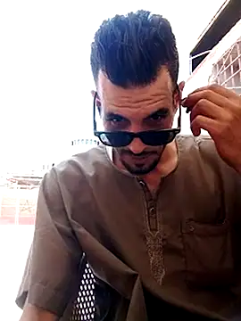 Snapshot of Thisizhakim chatting on 07-15-26, 12:21 Thisizhakim online show from 07-15-26, 12:21