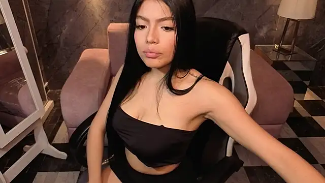 Snapshot of _Charlottee_b chatting on 03-19-26, 07:40 Charlottee b online show from 03-19-26, 07:40