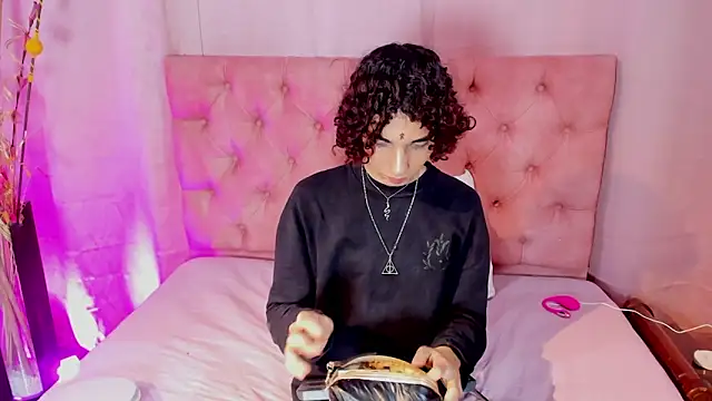 kore 7w7 online show from 03-18-26, 07:39