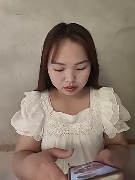 Mina xYx online show from 05-17-26, 12:30
