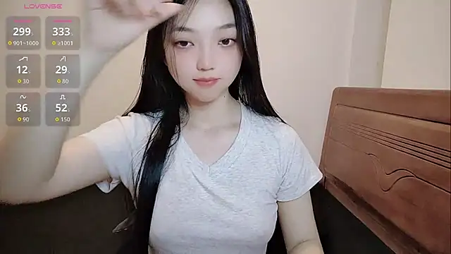 Snapshot of oblakitty_ chatting on 05-11-26, 01:28 oblakitty online show from 05-11-26, 01:28