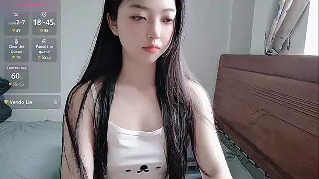 Snapshot of oblakitty_ chatting on 05-30-26, 12:41 oblakitty online show from 05-30-26, 12:41