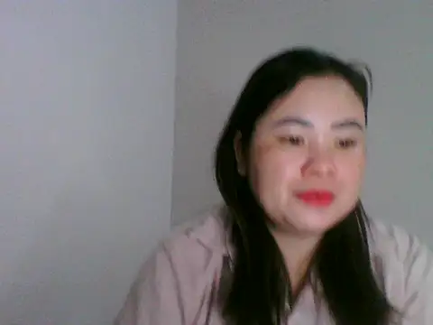 Snapshot of Tits28-2 chatting on 04-29-26, 03:43 Tits28-2 online show from 04-29-26, 03:43