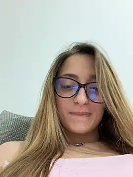 BiancaCharm online show from 04-16-26, 09:39