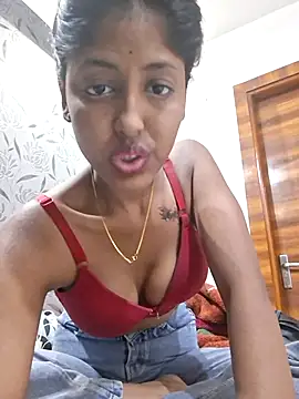Pari lovers online show from 03-24-26, 06:24