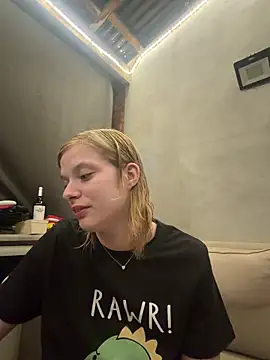 jessebell2003 online show from 05-25-26, 09:21