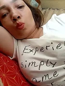 Snapshot of Sury_sexyy chatting on 05-20-26, 09:37 Sury sexyy online show from 05-20-26, 09:37