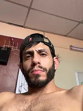 LatinBigClouds22cm online show from 03-18-26, 06:44