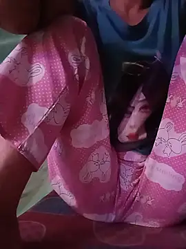 NIANIAKUTE online show from 06-25-26, 02:54