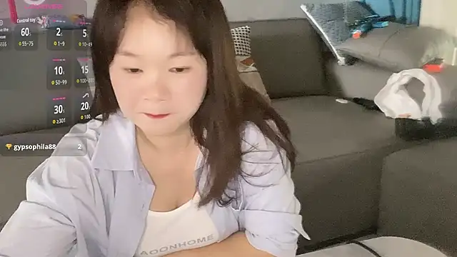 Snapshot of Tingting-Love chatting on 04-11-26, 07:24 Tingting-Love online show from 04-11-26, 07:24