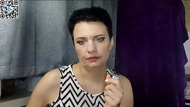 HotMamaQueen234 online show from 04-24-26, 08:55