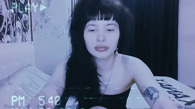 Snapshot of AllisonDeetz chatting on 07-08-26, 04:33 AllisonDeetz online show from 07-08-26, 04:33