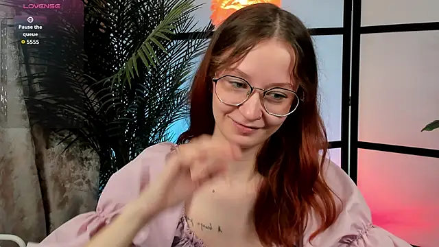 AmelieViolet online show from 06-23-26, 03:15