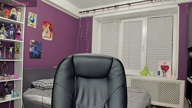 sweet peach    online show from 05-16-26, 07:34