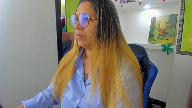 Melisa 14 online show from 05-31-26, 09:49