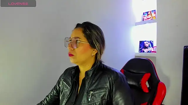 Melisa 14 online show from 06-05-26, 02:12