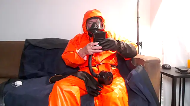 latexslaveboy online show from 06-14-26, 08:00