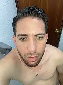 Snapshot of Digitel1 chatting on 03-18-26, 06:55 Digitel1 online show from 03-18-26, 06:55