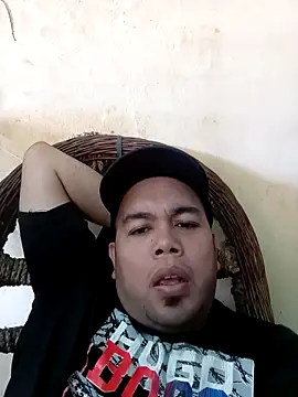 ernesto24892 online show from 03-17-26, 08:01