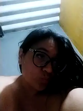 Snapshot of LatinSquirtBaby chatting on 05-19-26, 01:33 LatinSquirtBaby online show from 05-19-26, 01:33