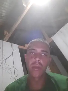 Snapshot of Catriel007 chatting on 03-16-26, 11:20 Catriel007 online show from 03-16-26, 11:20