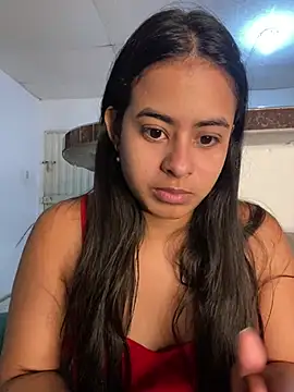 lucirganaxxx online show from 05-08-26, 03:45