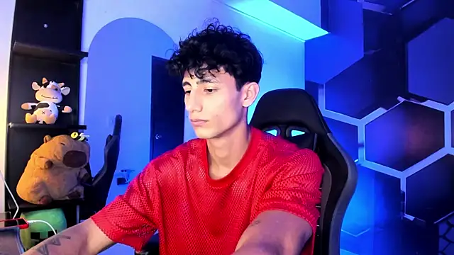 MaxiimoRomano  online show from 07-09-26, 07:18