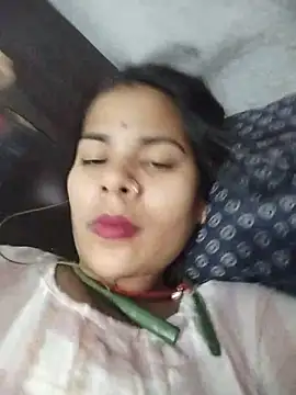 Pallavi cute online show from 06-12-26, 05:23