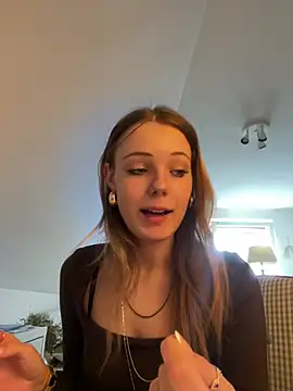 SophiaWestend online show from 03-26-26, 09:37