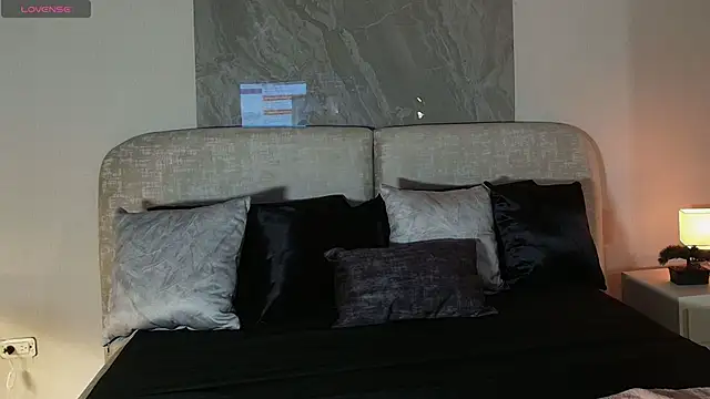 Megan lux  online show from 06-20-26, 11:02
