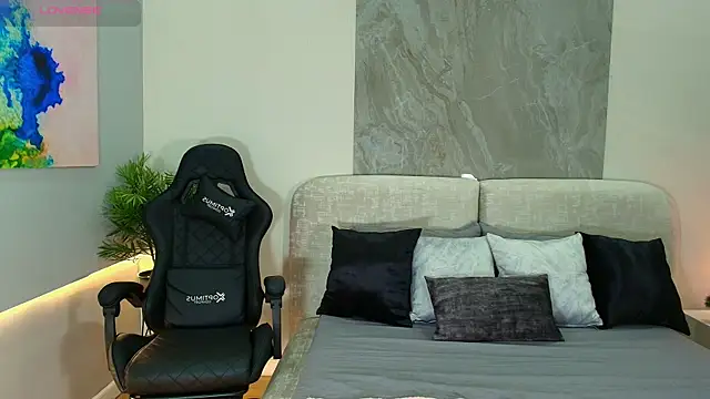 Megan lux  online show from 07-28-26, 03:21