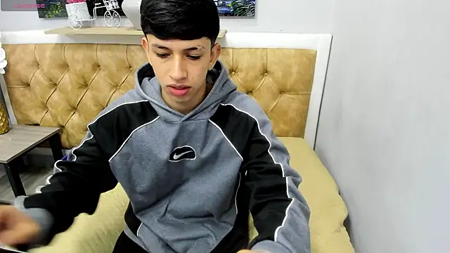 AdrianFranko online show from 07-23-26, 12:36