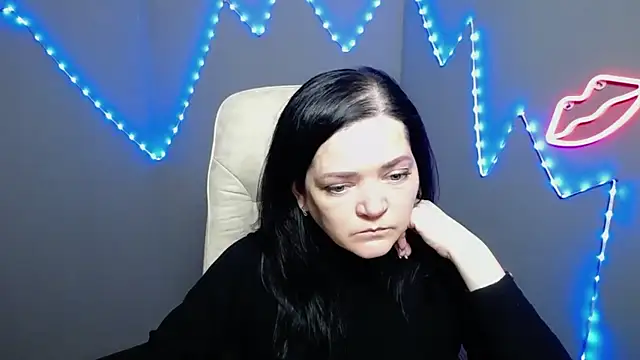 LauraFinn online show from 03-21-26, 07:17