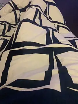 Snapshot of Hotcouple55gh chatting on 03-26-26, 08:36 Hotcouple55gh online show from 03-26-26, 08:36