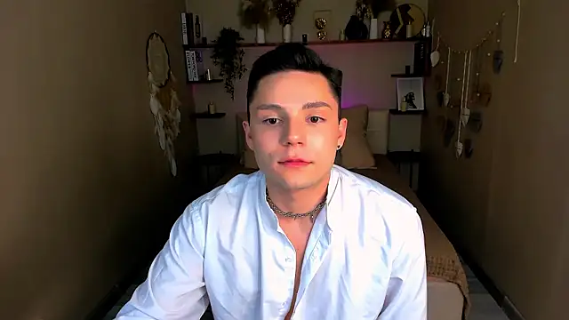 MarcusBender online show from 03-18-26, 01:20