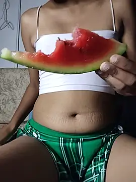 Snapshot of hot_cute_girl19 chatting on 05-19-26, 07:42 hot cute girl19 online show from 05-19-26, 07:42