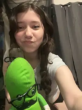 danneillove online show from 03-18-26, 06:16