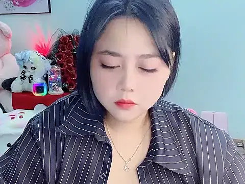 Nhanlu009 online show from 04-25-26, 01:52