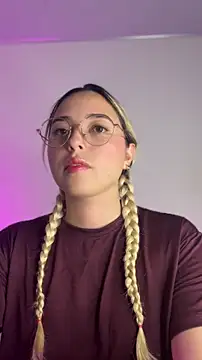 irispink  online show from 03-26-26, 04:51