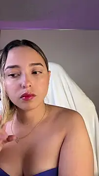 irispink  online show from 04-10-26, 09:30