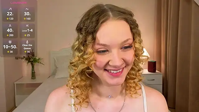 StaceyyJones online show from 05-11-26, 02:45