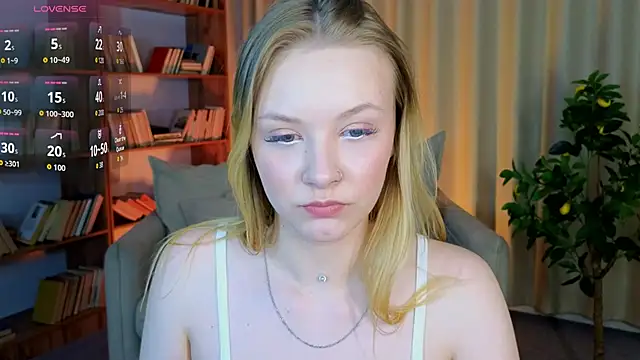 StaceyyJones online show from 06-01-26, 10:28