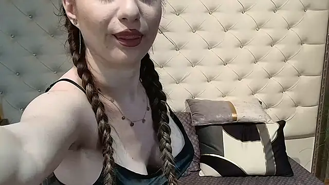 AmiellaRose online show from 03-28-26, 06:35