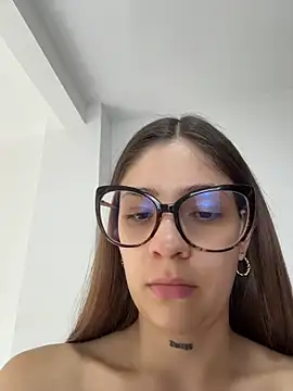 ZaraCarterX online show from 05-10-26, 08:58