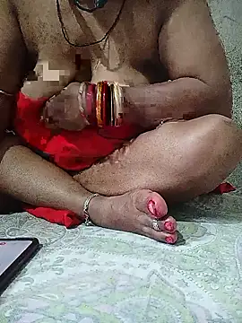 Snapshot of hottsexyy chatting on 05-18-26, 04:07 hottsexyy online show from 05-18-26, 04:07