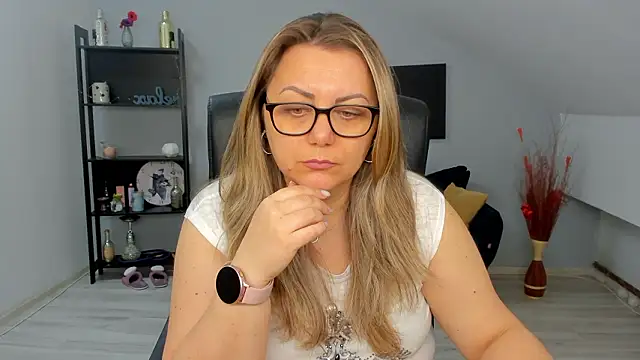 JessieRichards online show from 03-25-26, 07:25